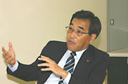 常西周徳氏